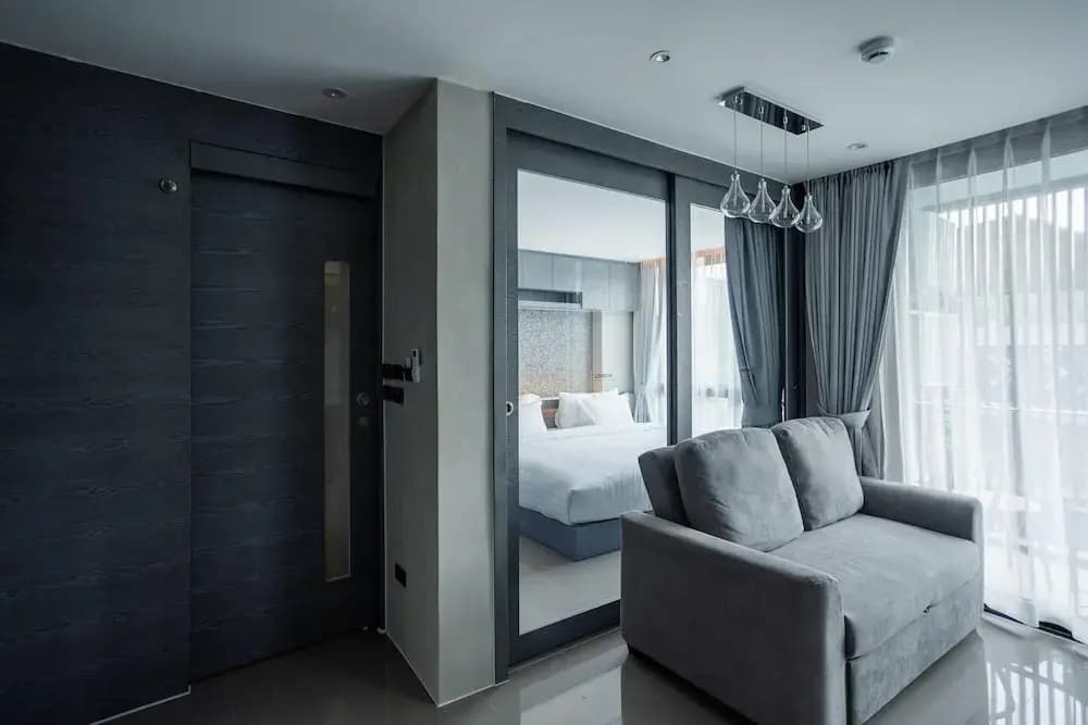 Condo Near Beach Rooftop Pool C252 - photo 2