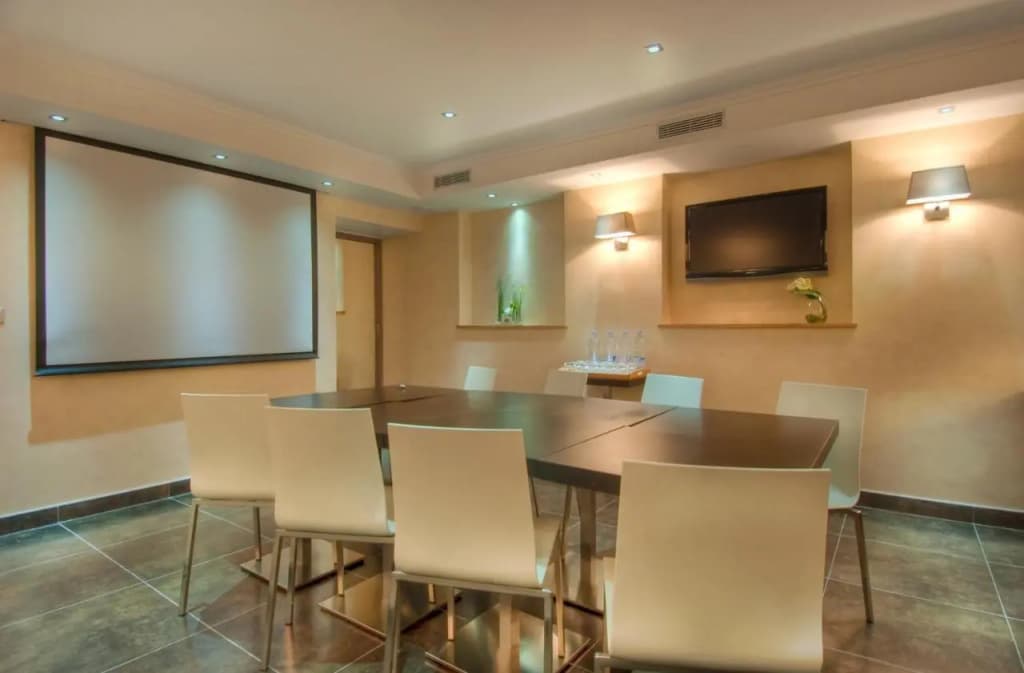 Hotel Claude Bernard Saint Germain - photo 14