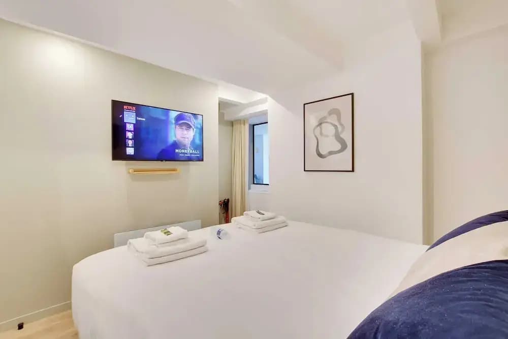 Modern Apartment - 3br/8p - Place de la Nation - photo 2