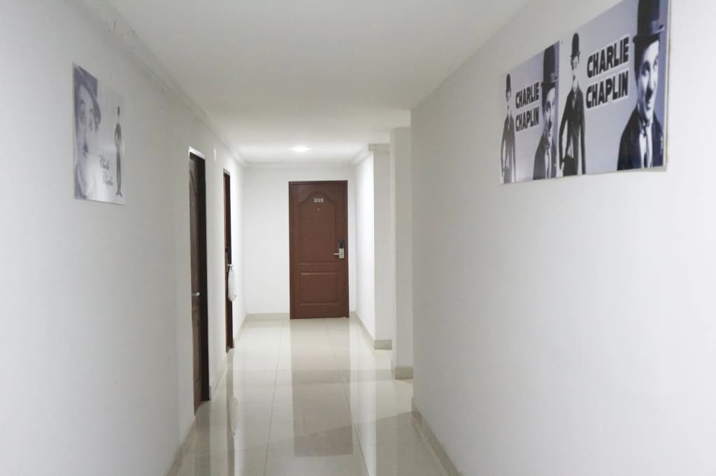The Freelancer Hotel - photo 13