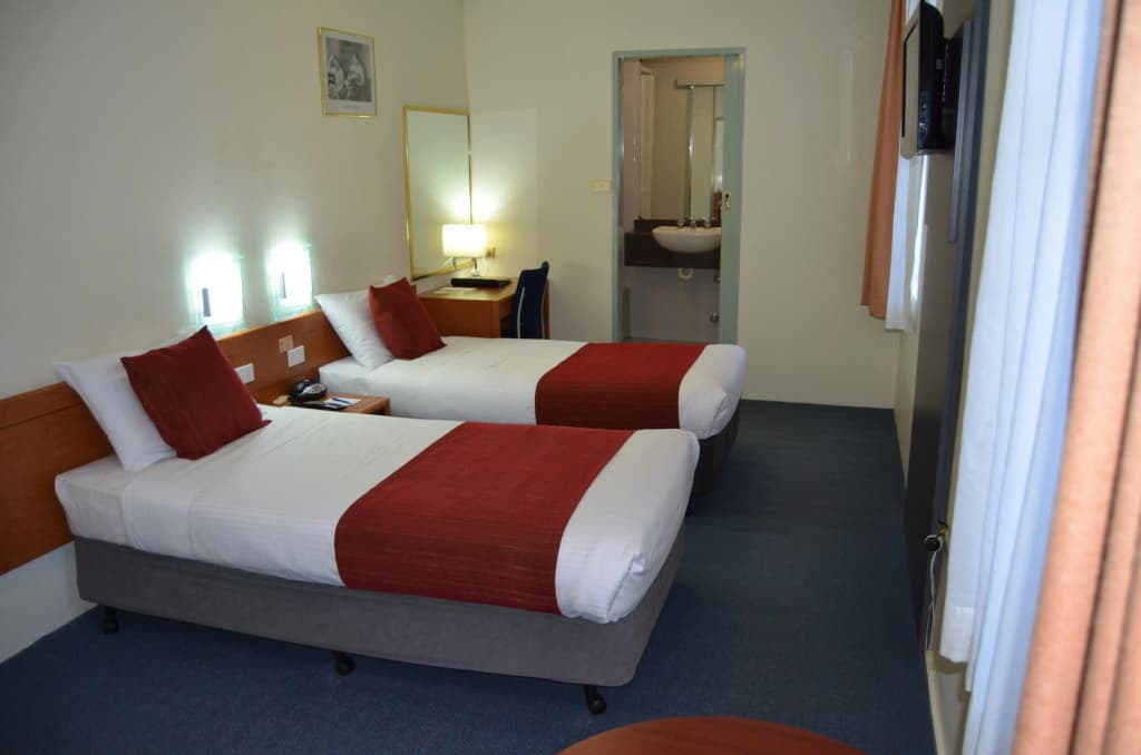 Devere Hotel - photo 7