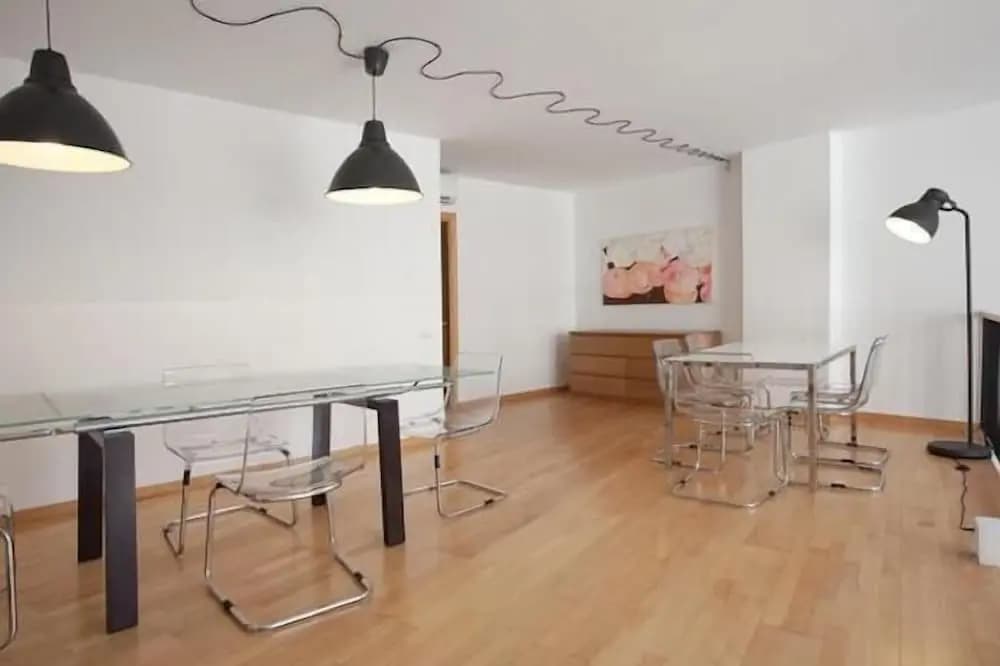 Park Guell Apartments - photo 14