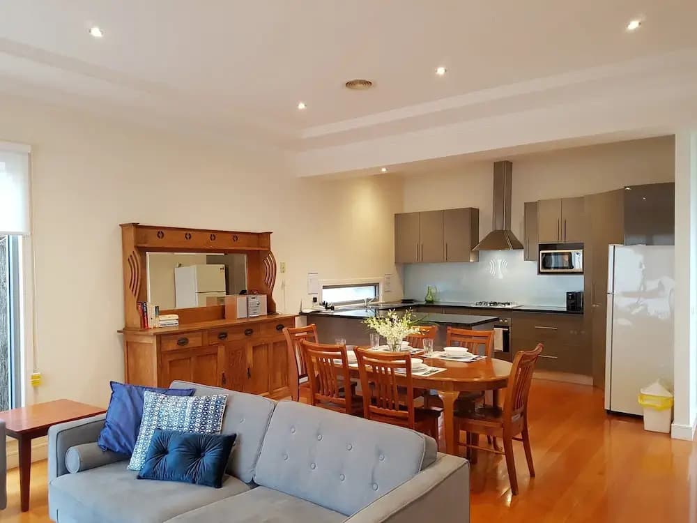Balcombe Apartments - photo 14