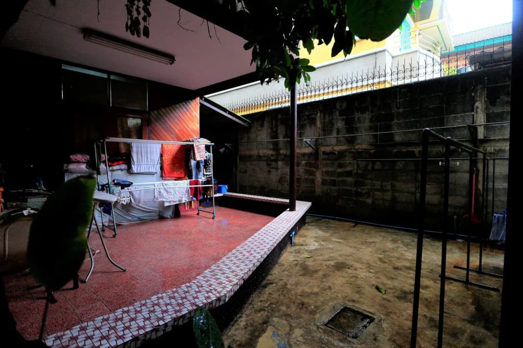 Anurak Guesthouse - photo 9