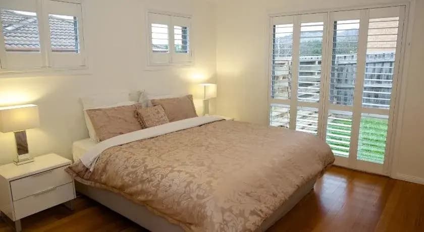 Yarra Glen Racecourse Apartments - photo 22