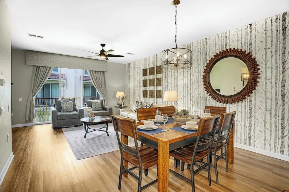 Spacious Townhome W/patio & Garage! Sleeps10 - photo 4