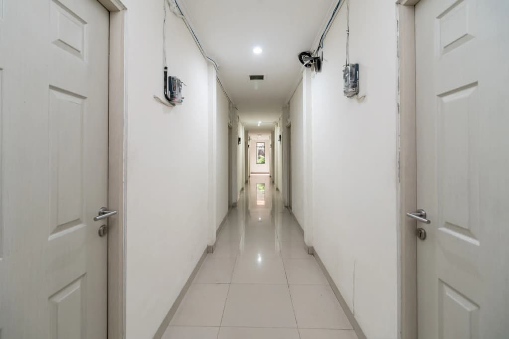 Urbanview Hotel Minongga Pondok Labu by RedDoorz - photo 9