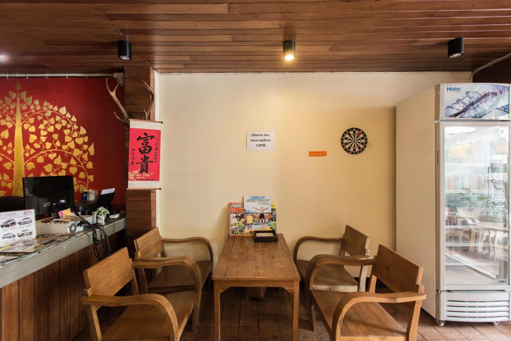 B1 Guest House - photo 8
