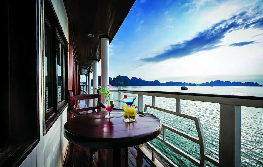 Gray Line Private Luxury Cruise - photo 6