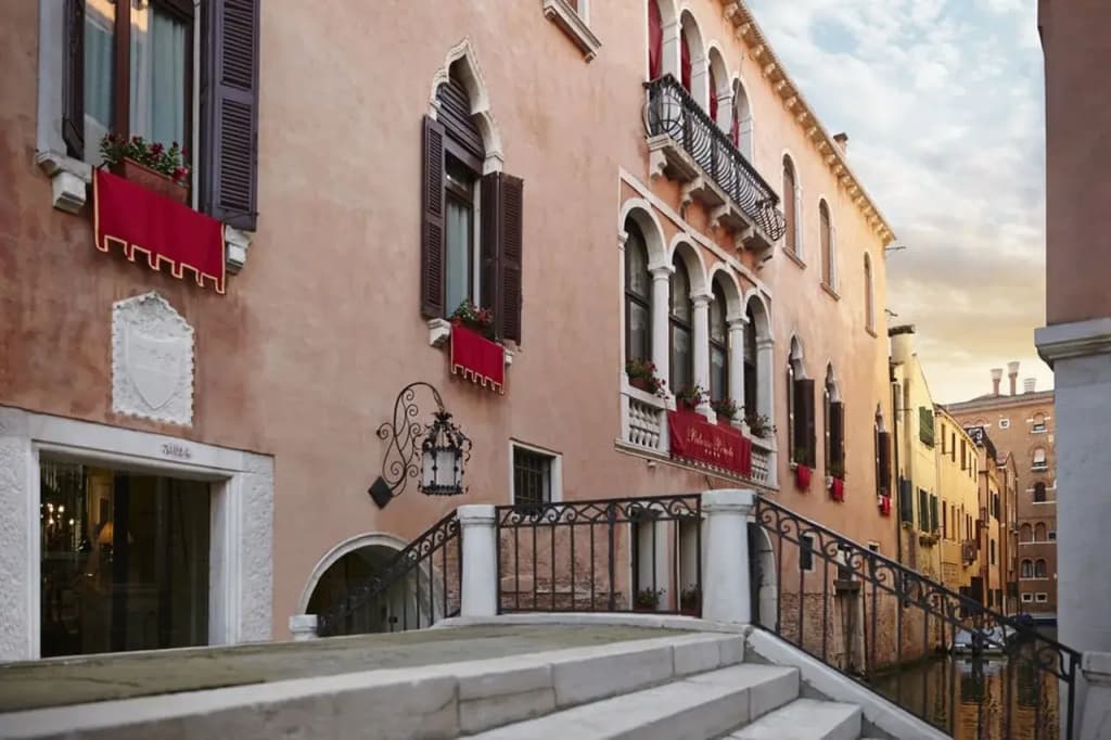 Venice Roulette Hotel - photo 35