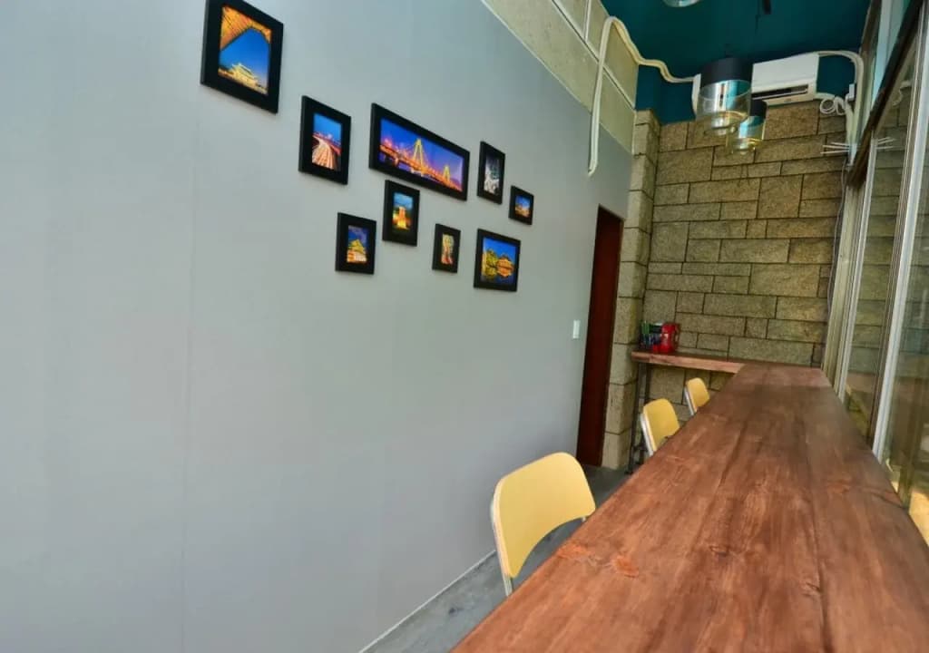 Michigan House & Pub - Hostel - photo 10