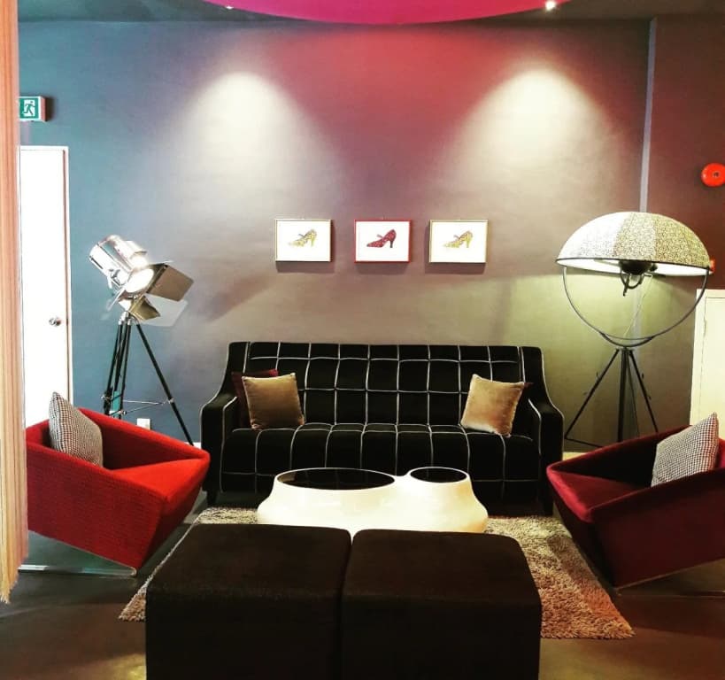 J Hotel - photo 13