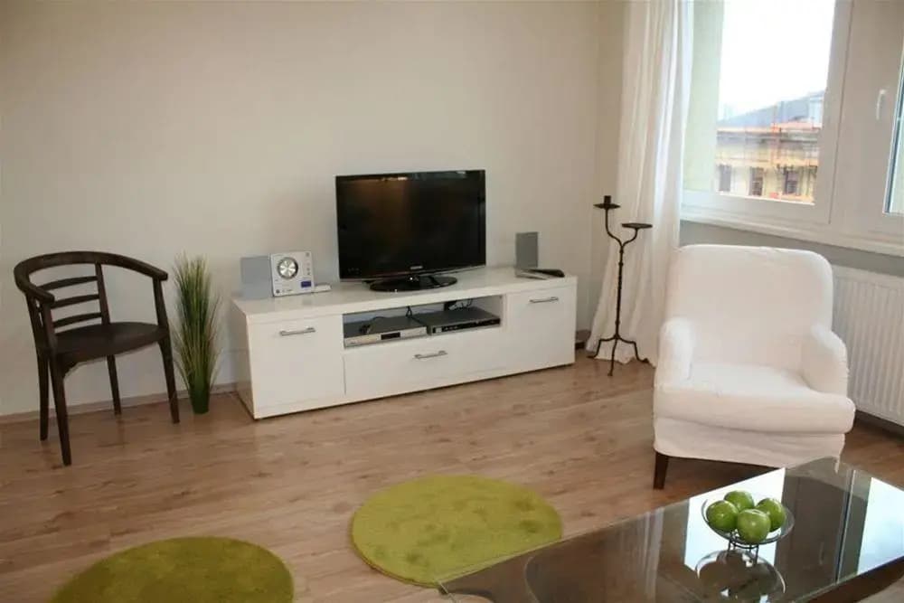 Blue Danube Apartments - photo 5