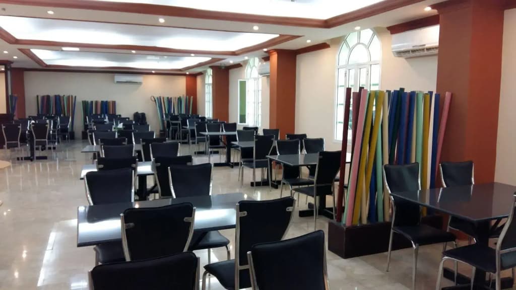 OYO 117 Majestic Hotel - photo 15