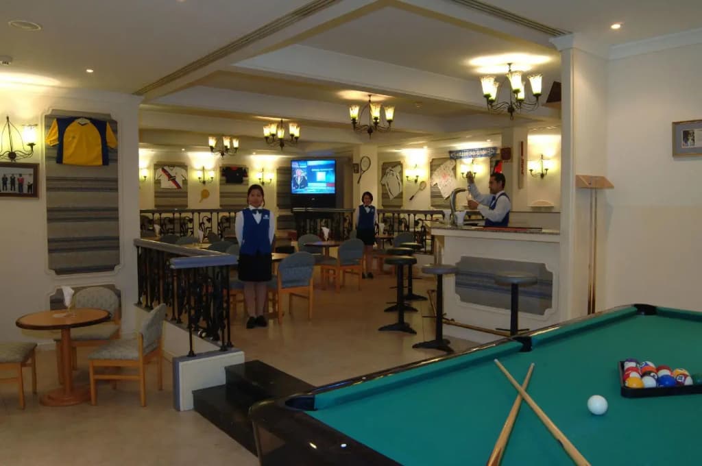 Al Falaj Hotel - photo 18