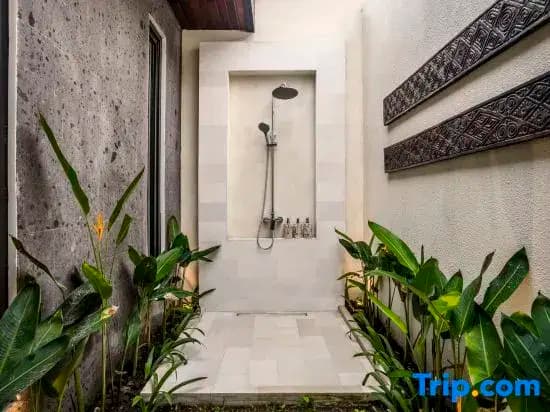 Villa WK by BaliSuperHost - photo 2