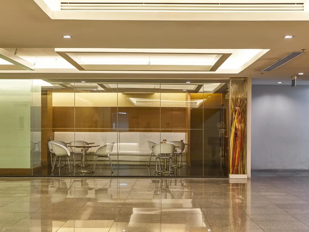 Baiyoke Suite Hotel - photo 32