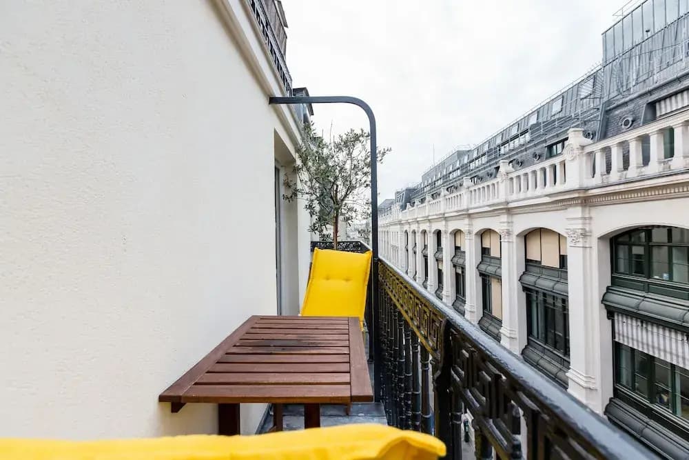 Modish Style By The Palais Royal - photo 9