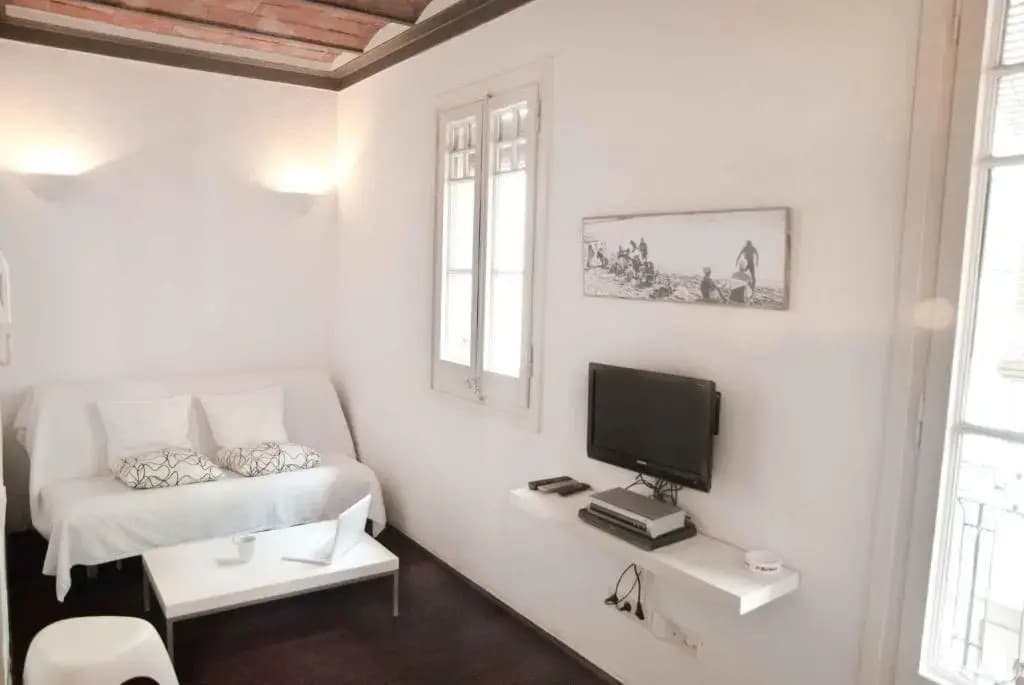 Barceloneta Suites Apartments Beach - photo 3