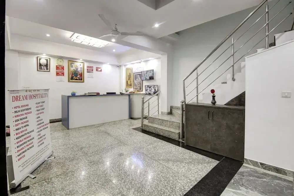 Hotel S B Inn - photo 10