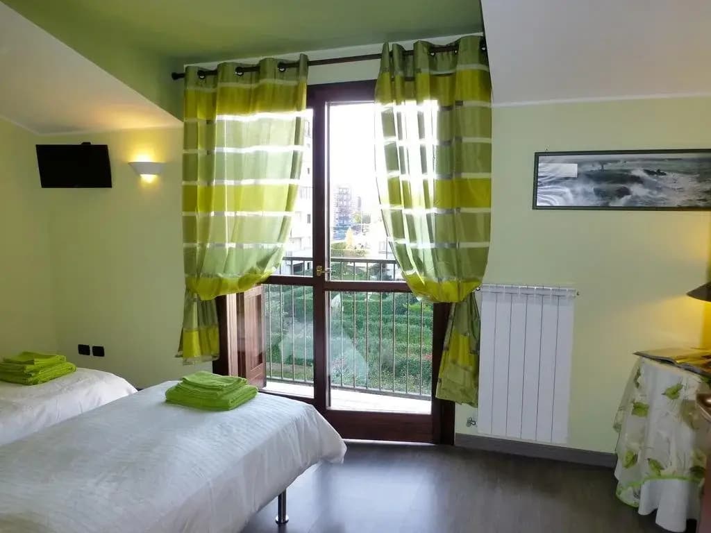 Rutilia22 - photo 11