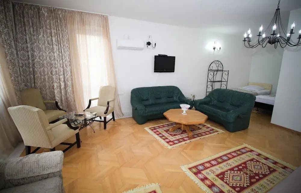 Metekhi Gallery - photo 13