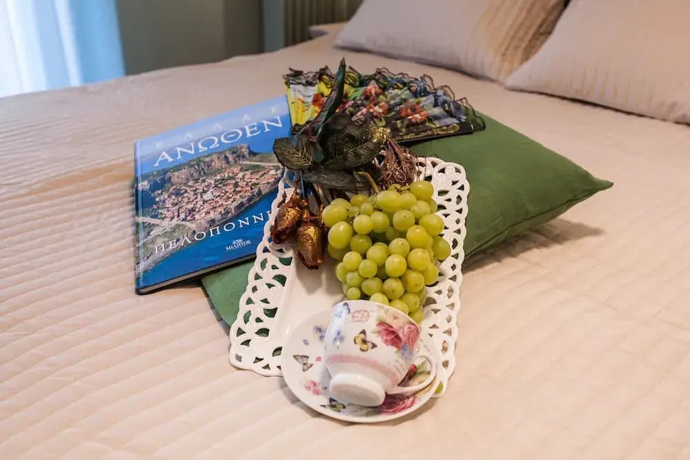 Charming Acropolis Metro Apartment - photo 11