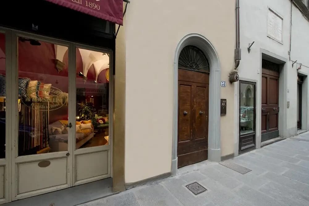 MAGGIO - photo 1