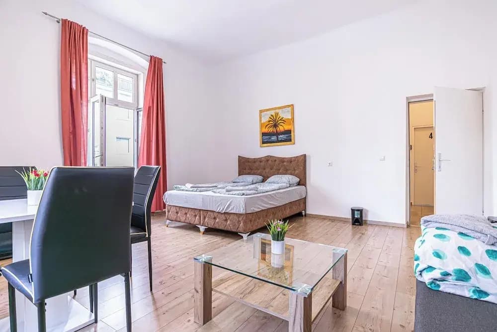 Spacious 5BR Apt Close to Augarten - photo 24