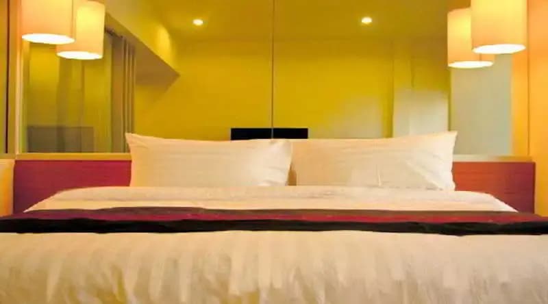 Sleep With Me Serviced Apartment - photo 4