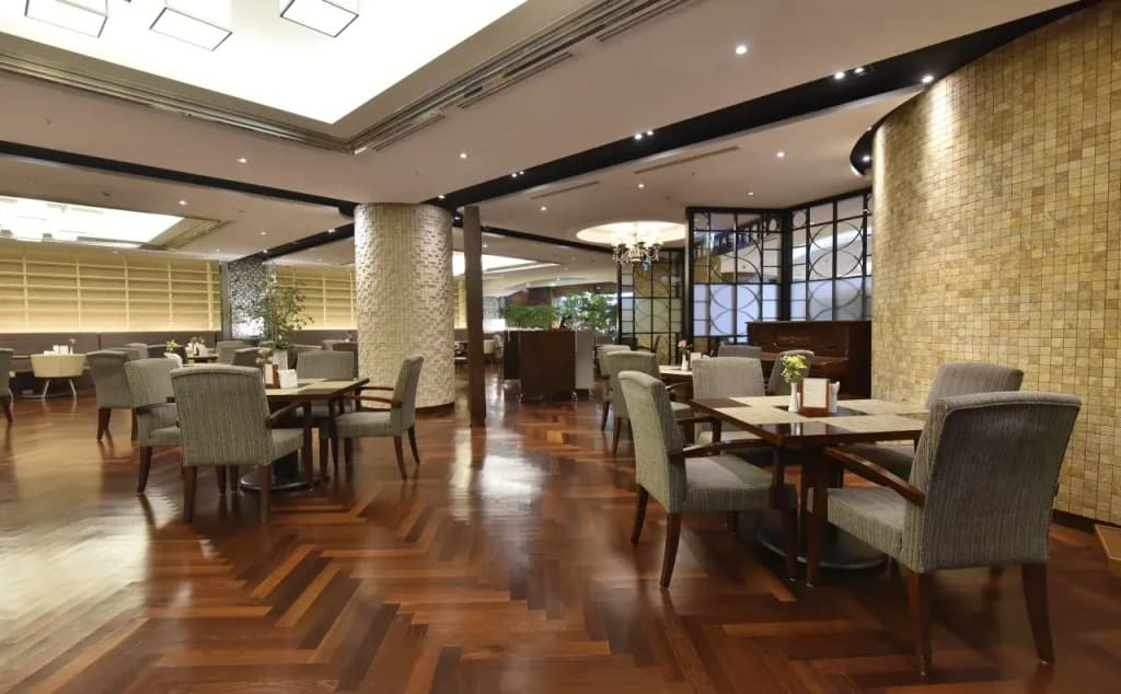 Pacific Hotel - photo 16