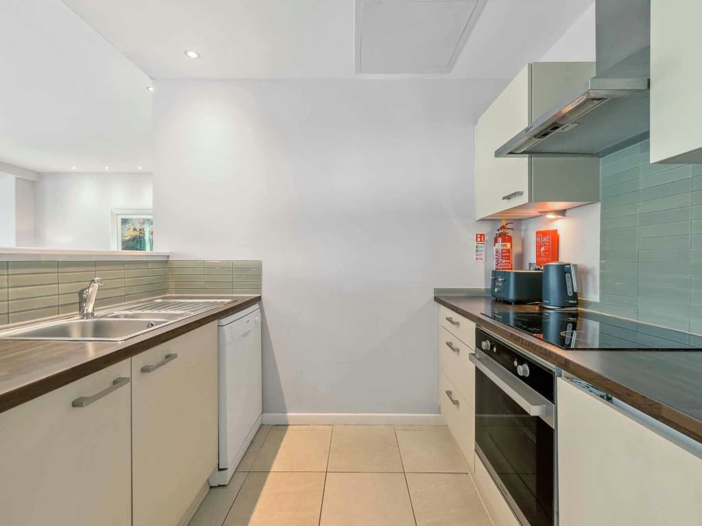 Princes Street Suites - photo 28