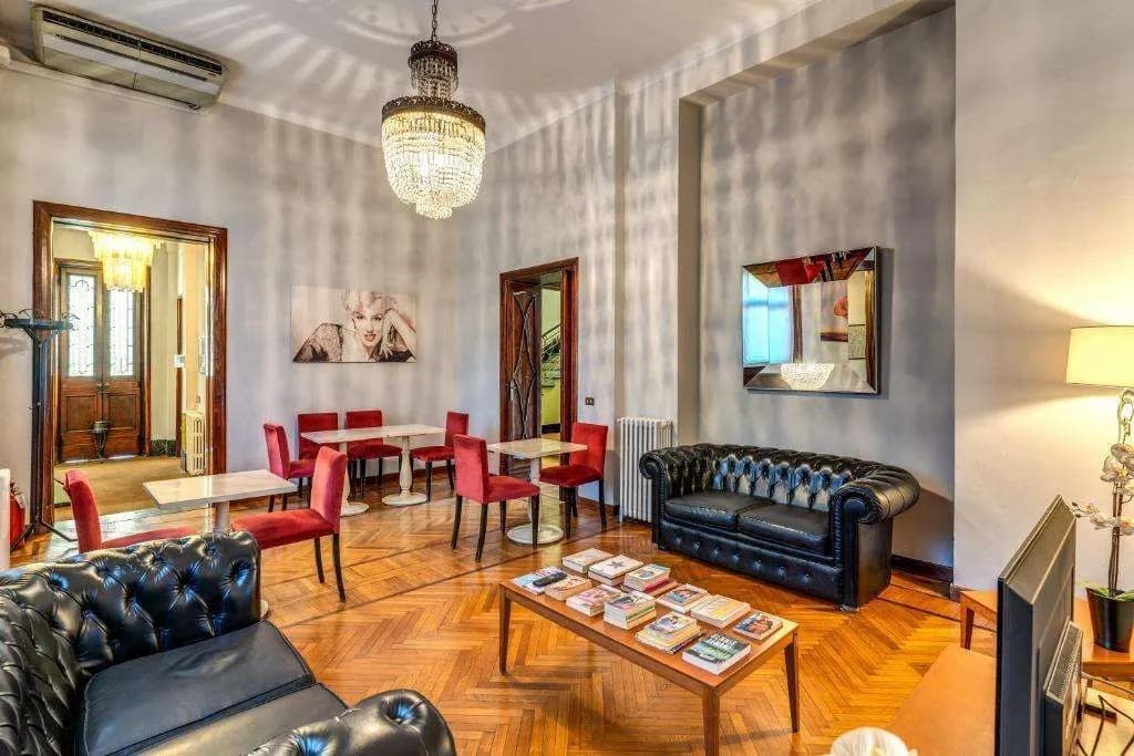 Hotel Apollo - photo 2