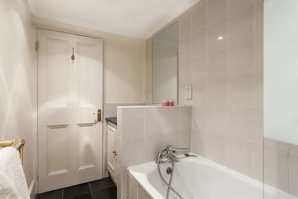 The Windsor - photo 8