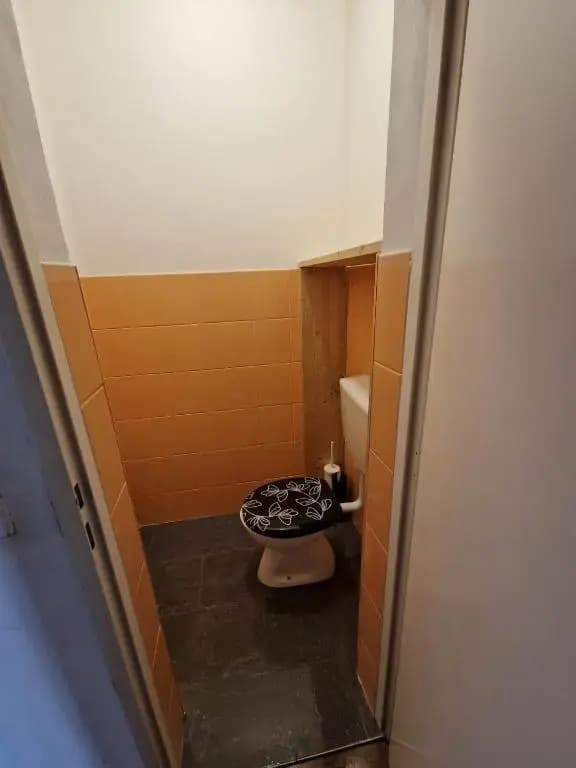Central City Apartment 6 - photo 6