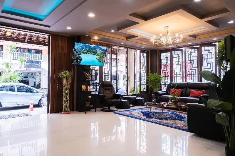 Grand Orlov Hotel - photo 2