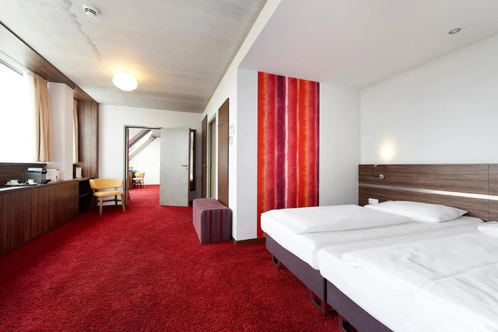 Simm’s Hotel – the cityhotel next to Metro U3 - photo 21