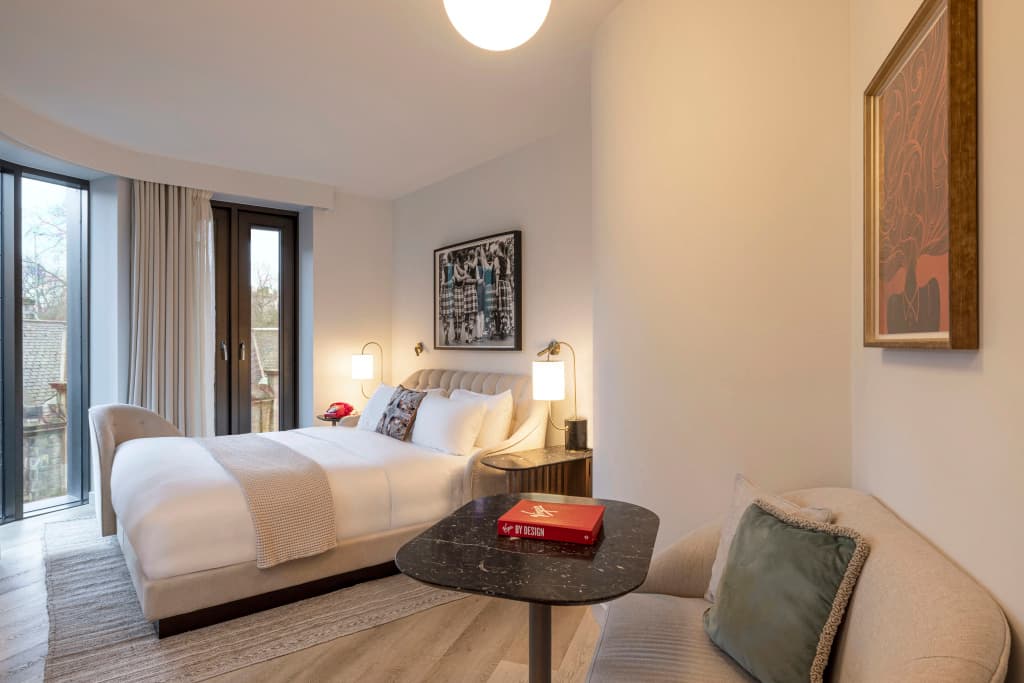 Virgin Hotels Edinburgh - photo 4