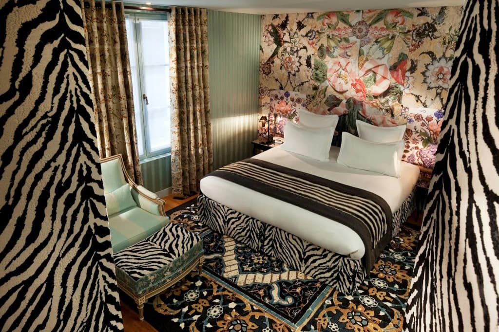 Hôtel du Petit Moulin, Haute Couture hotel by Lacroix - photo 23
