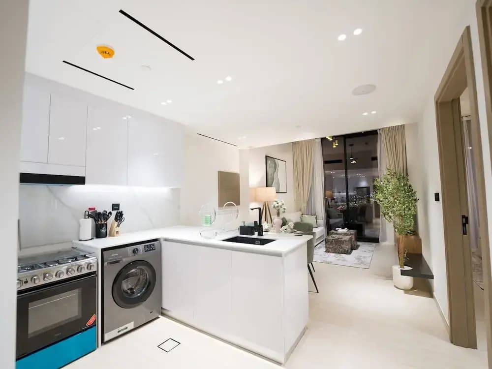 Easygo- Stylish 1bdr Binghatti Corner - photo 17