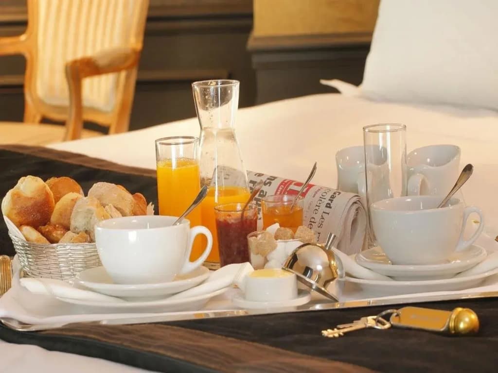 Vinapha Hotel - photo 9