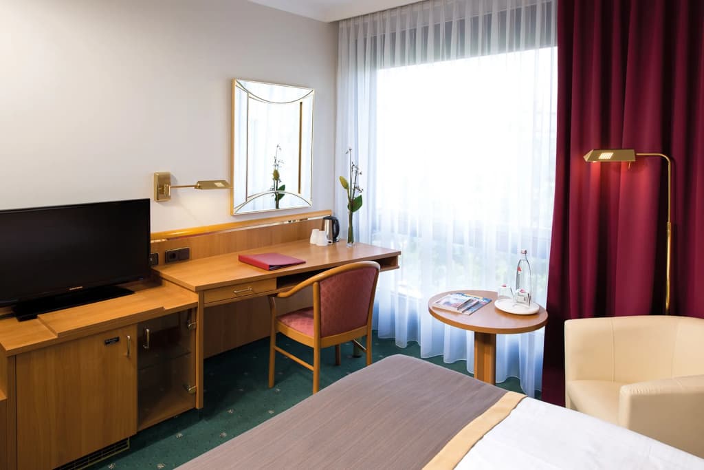 Leonardo Hotel Berlin City West - photo 3