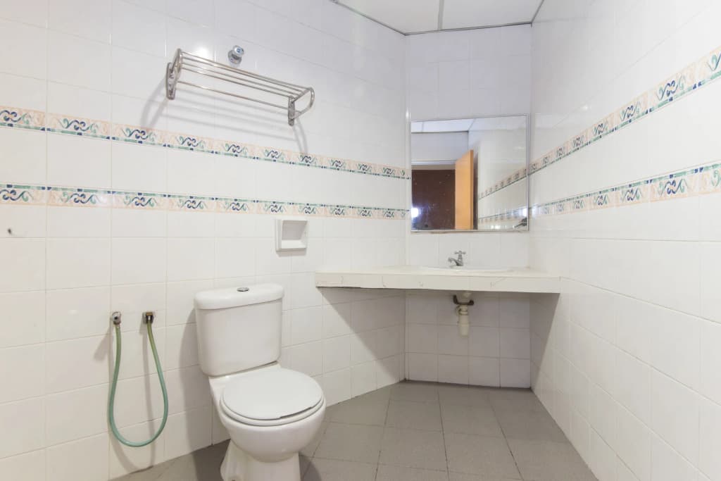 Super OYO 447 Comfort Hotel Meru - photo 9