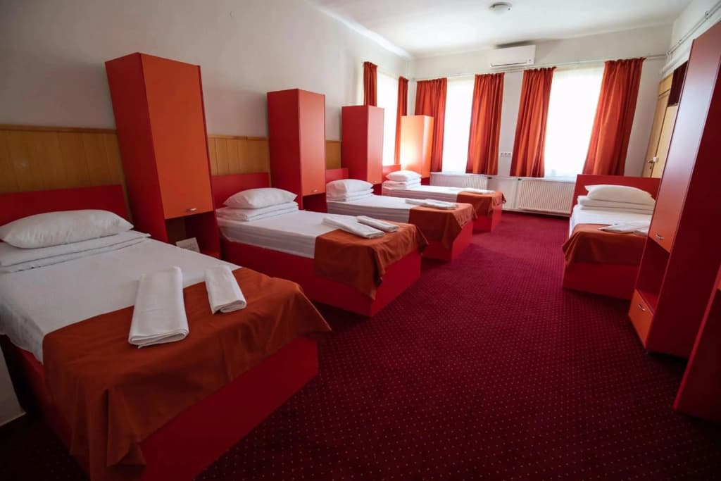 Népliget Hotel - photo 5
