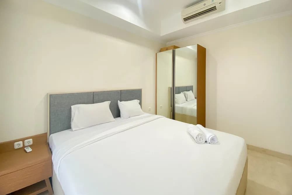 Spacious And Combined 2Br At Menteng Park Apartment - photo 2