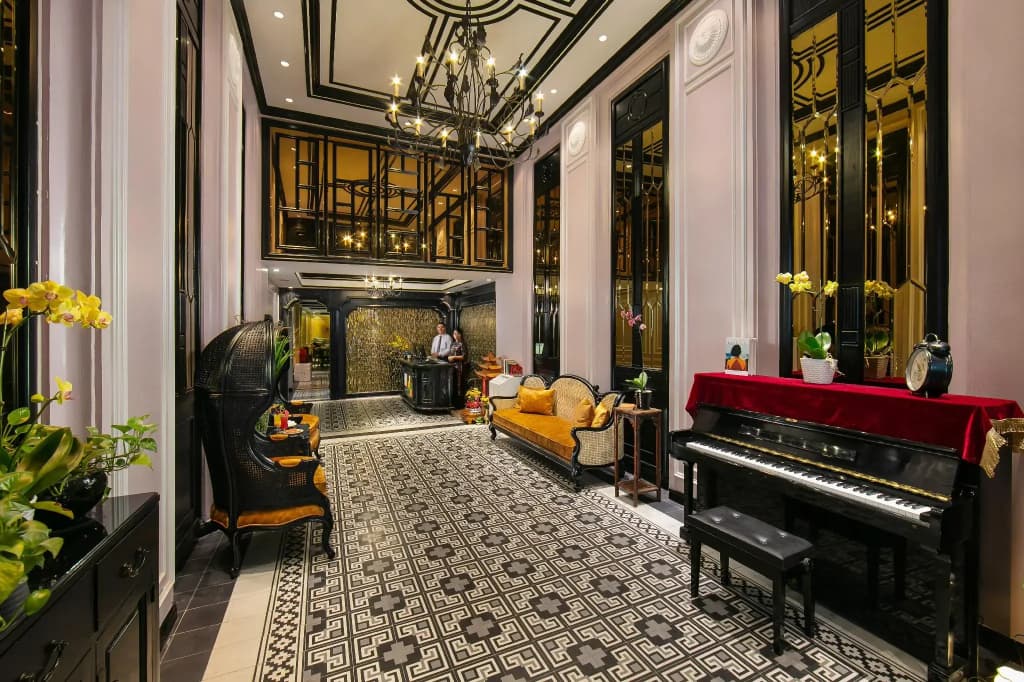 Lavender Central Hotel & Spa - photo 2