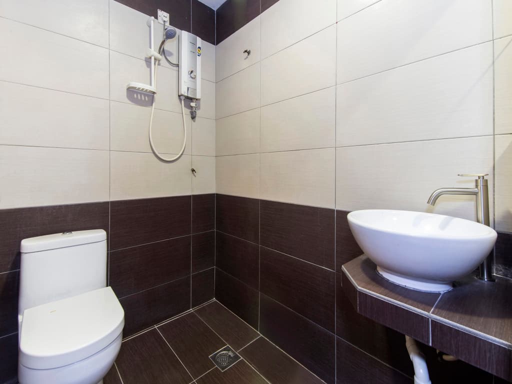 OYO 417 Raintree Boutique Hotel - photo 9
