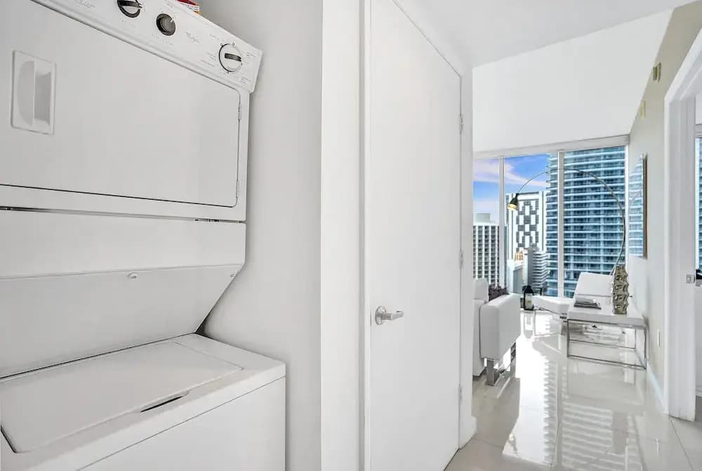 LUXURY W HOTEL BRICKELL 2BD, Miami - photo 1