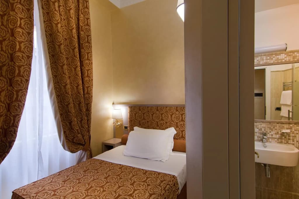 Fellini Hotel - photo 28