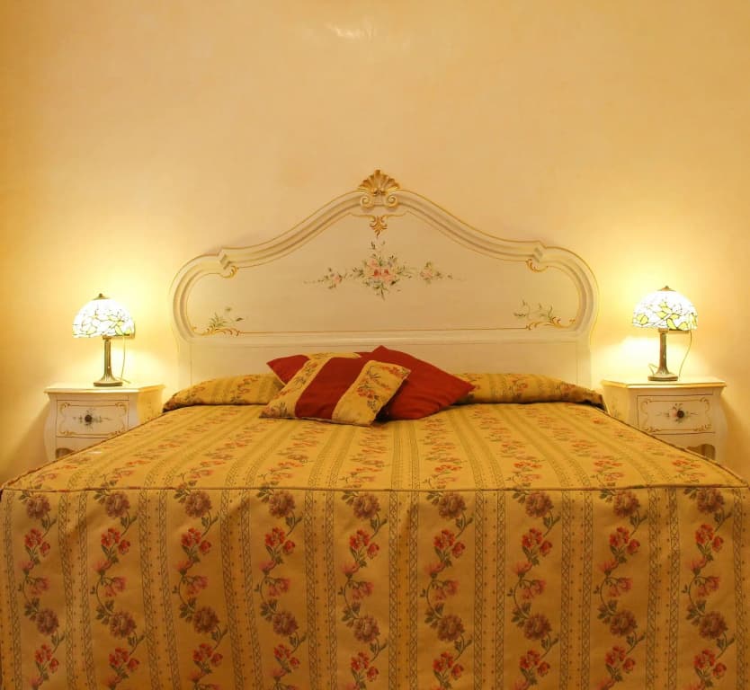Angeles Inn - photo 2